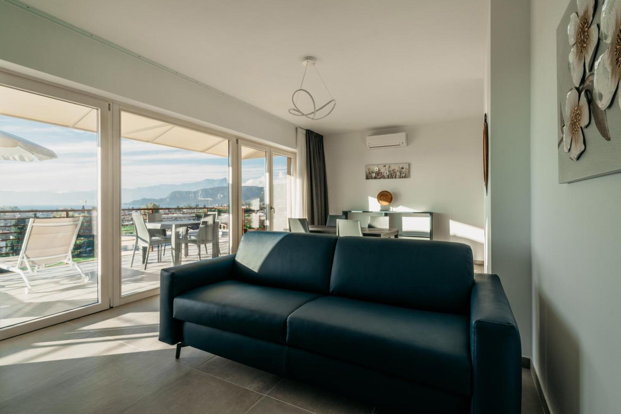 Apartments Monsurei, Lake View バルドリーノ エクステリア 写真
