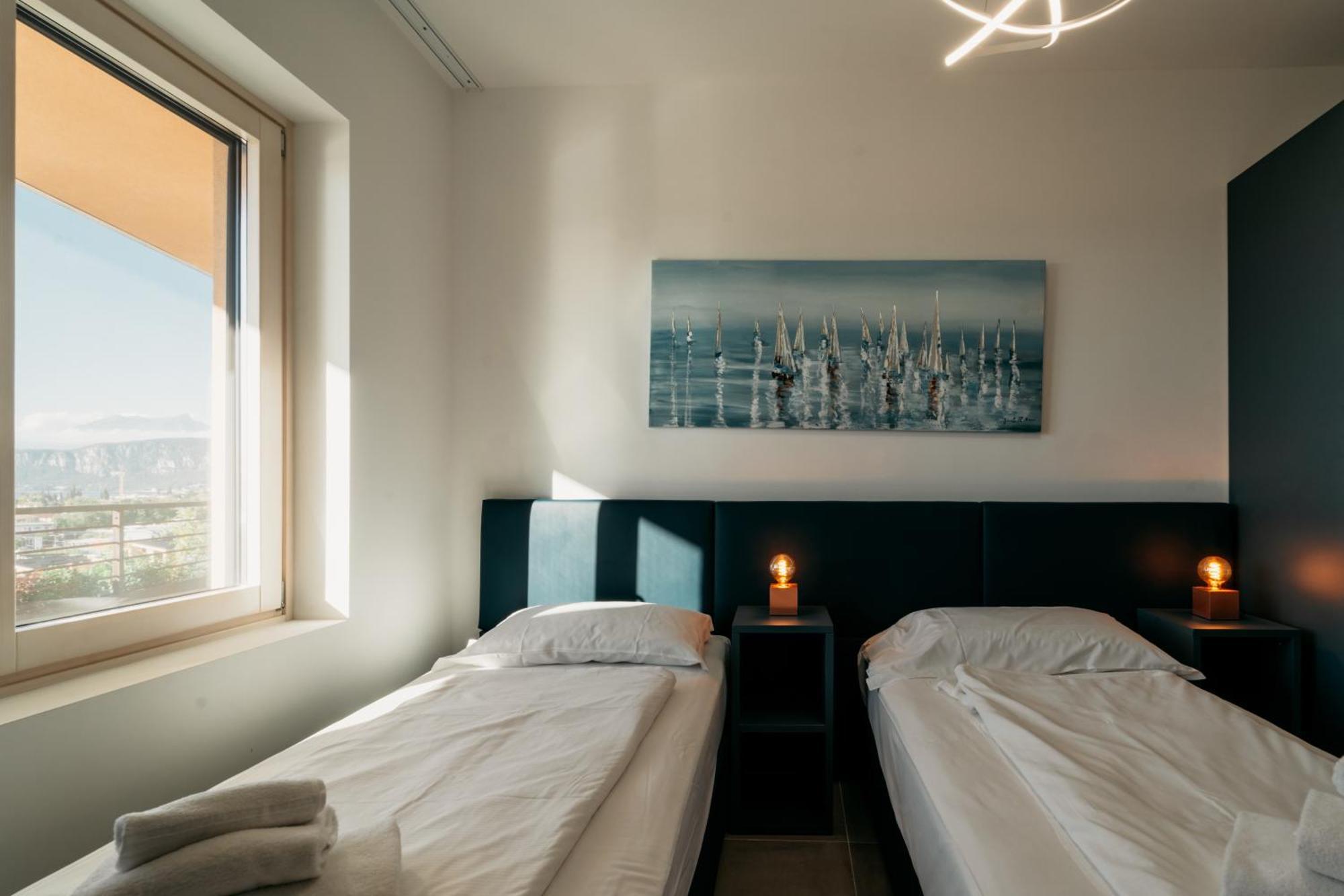Apartments Monsurei, Lake View バルドリーノ エクステリア 写真