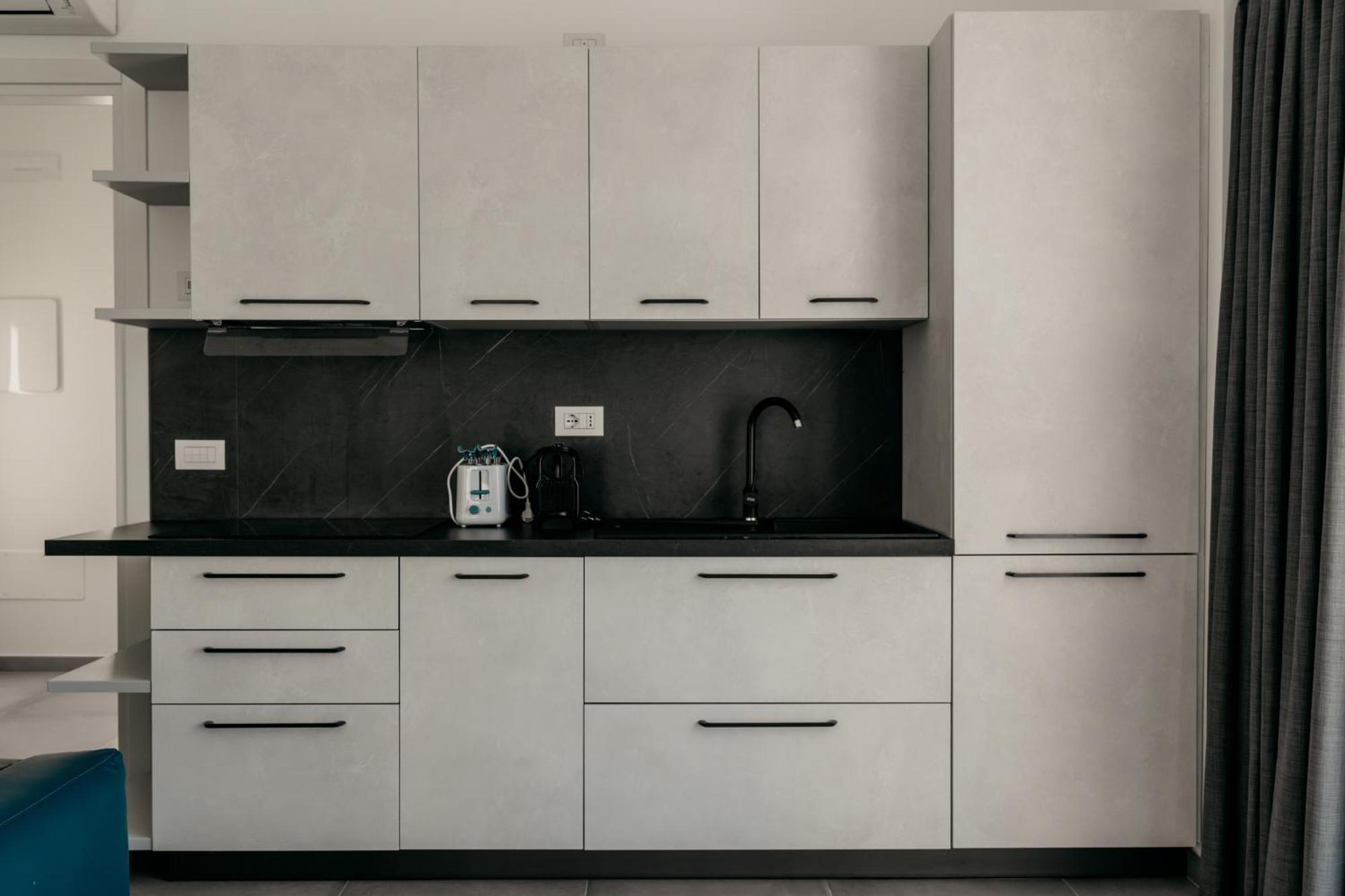 Apartments Monsurei, Lake View バルドリーノ エクステリア 写真