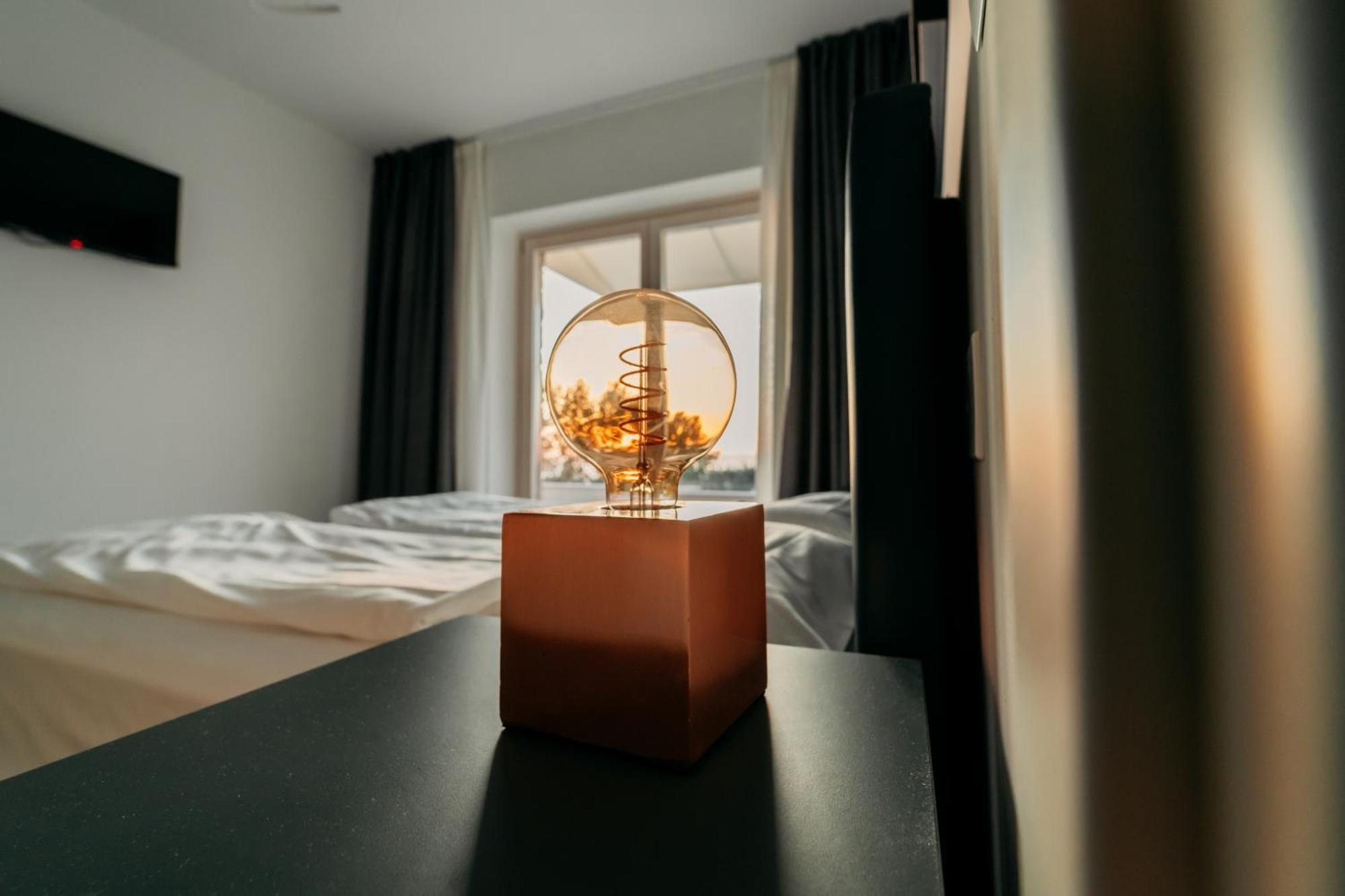 Apartments Monsurei, Lake View バルドリーノ エクステリア 写真