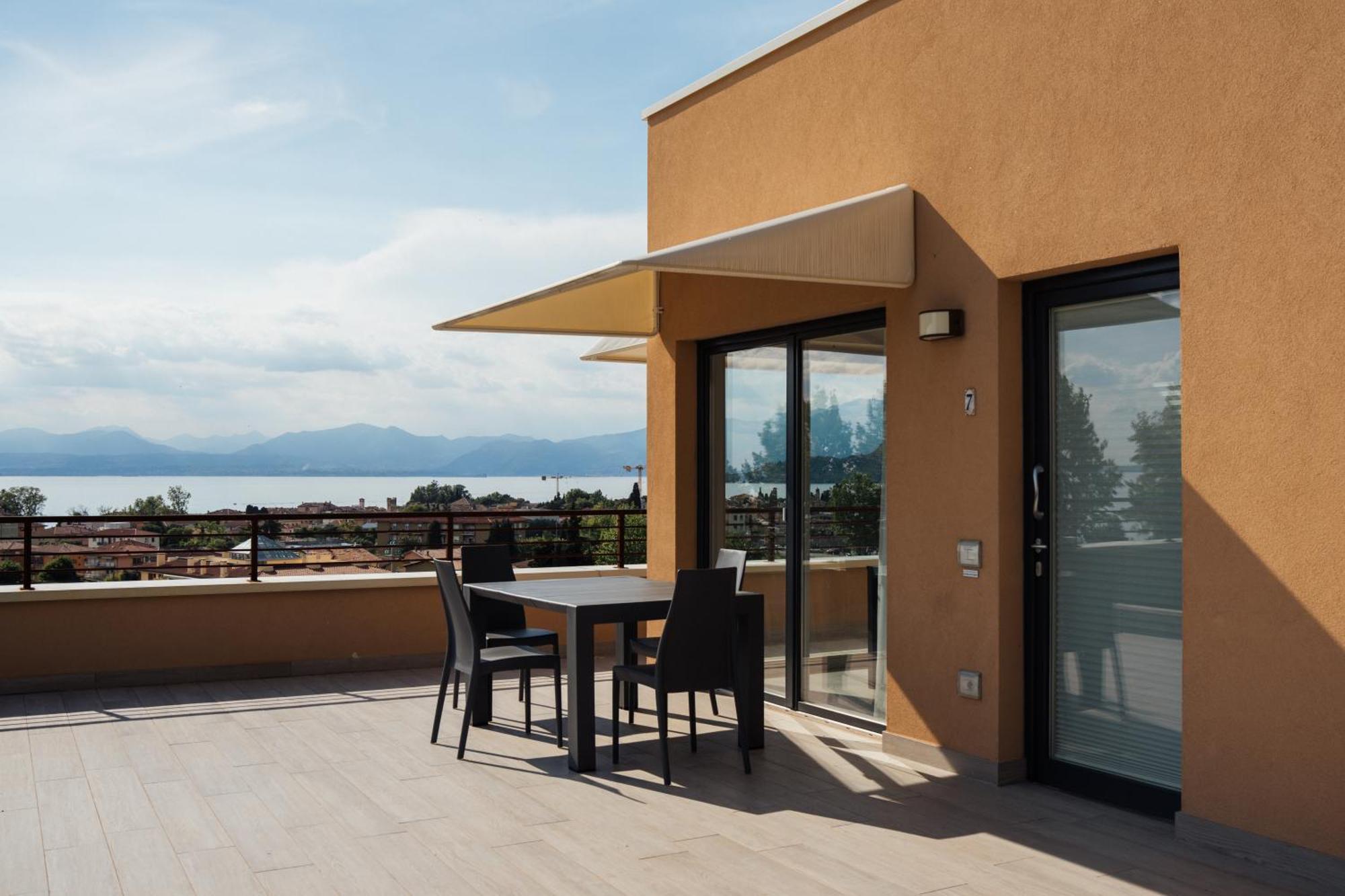 Apartments Monsurei, Lake View バルドリーノ エクステリア 写真