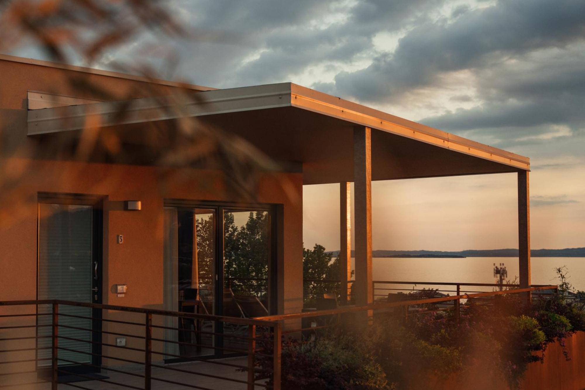 Apartments Monsurei, Lake View バルドリーノ エクステリア 写真